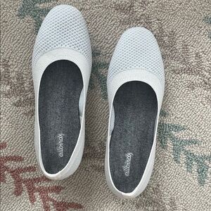 Allbirds Tree Breezer in Blizzard Women’s Size 8.5